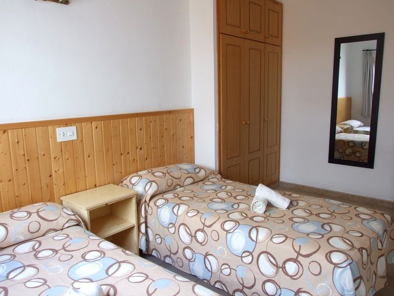 Timon 1 & 2 Otel Es Pujols Dış mekan fotoğraf