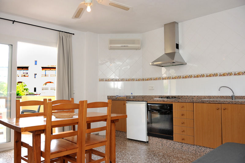 Timon 1 & 2 Otel Es Pujols Dış mekan fotoğraf